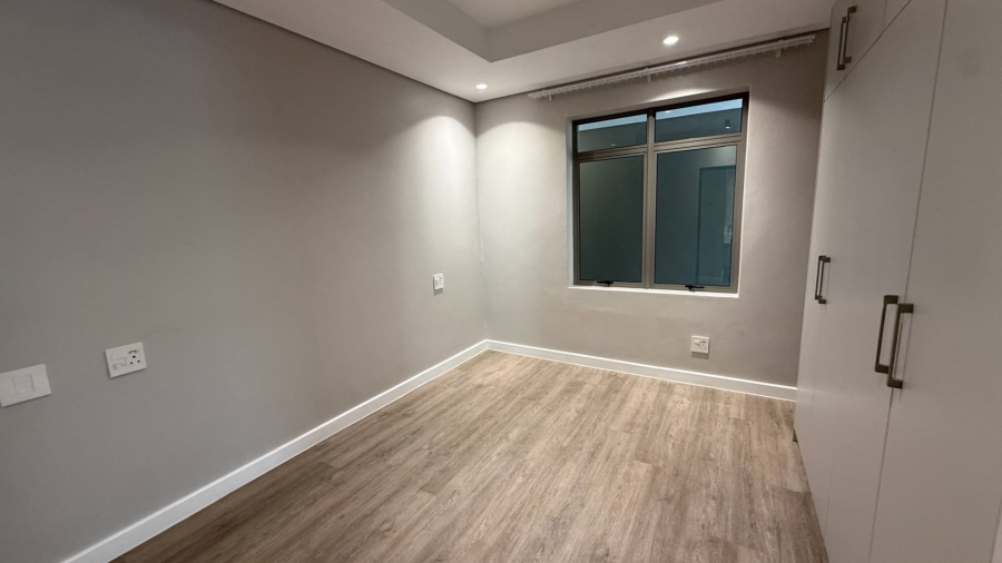 2 Bedroom Property for Sale in Plattekloof Western Cape
